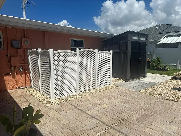 1575 Loralin Dr — Photo 36