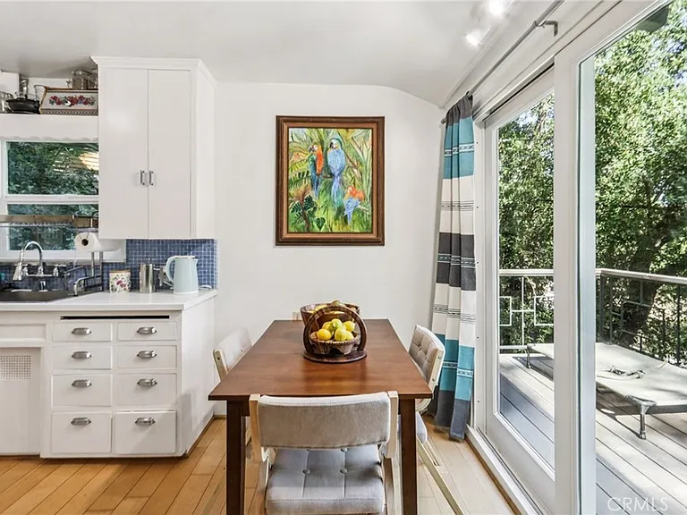 432 Fernwood Pacific Dr — Photo 11