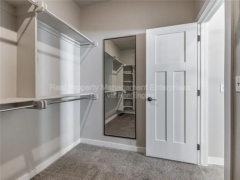 8104 NW 151st Cir — Photo 24