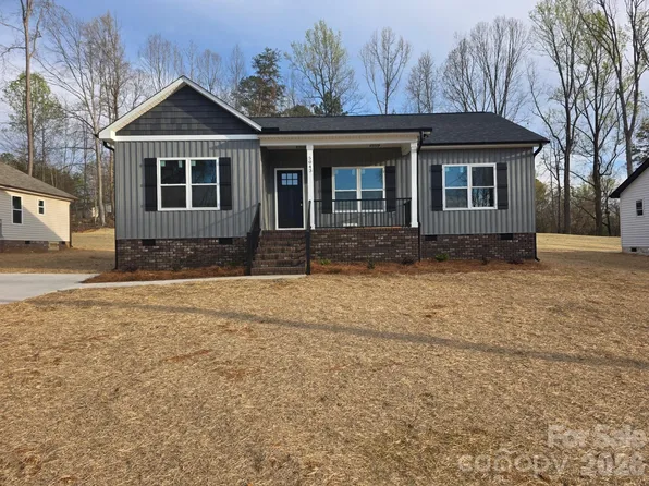 2 Macon St, Kannapolis, NC 28081