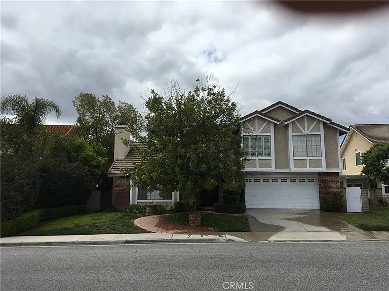 6071 Rustling Oaks Dr — Photo 3