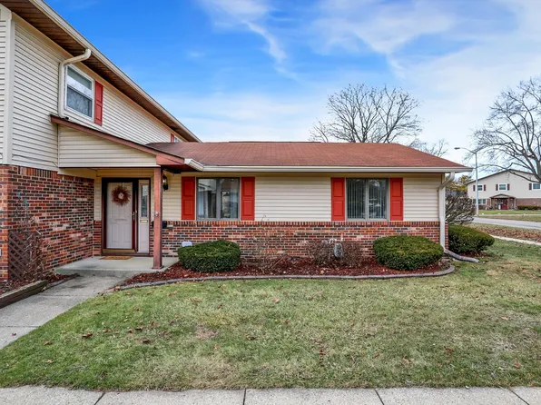 10173 E Penrith Dr, Indianapolis, IN 46229