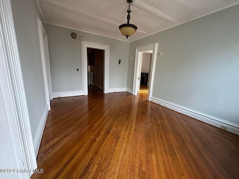 5th image of 5 Littauer Place