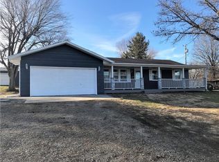 1006 S 7th St, Savannah, MO 64485