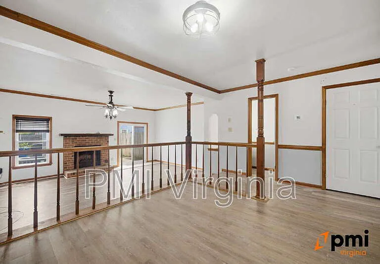202 Stonehall Ct — Photo 19