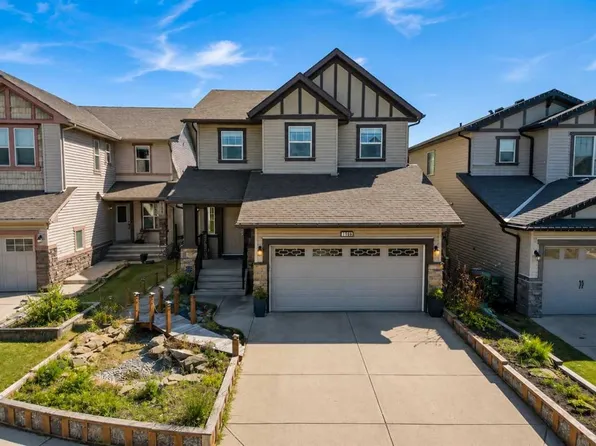 1198 W Kingston Cres SE, Airdrie, AB T4A 0E9
