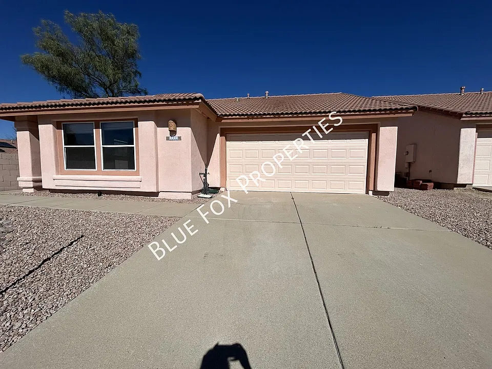 3030 W Sawmill Spring Trl