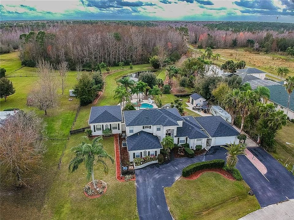 1st image of 4102 Foxtail Ct