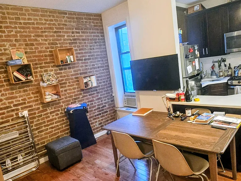 319 W 116th St #2A — Photo 5
