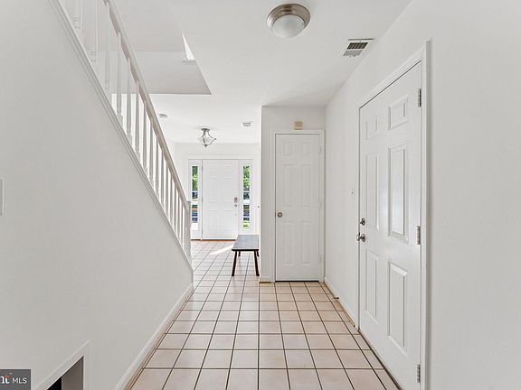2nd image of 6536 Kelsey Point Cir