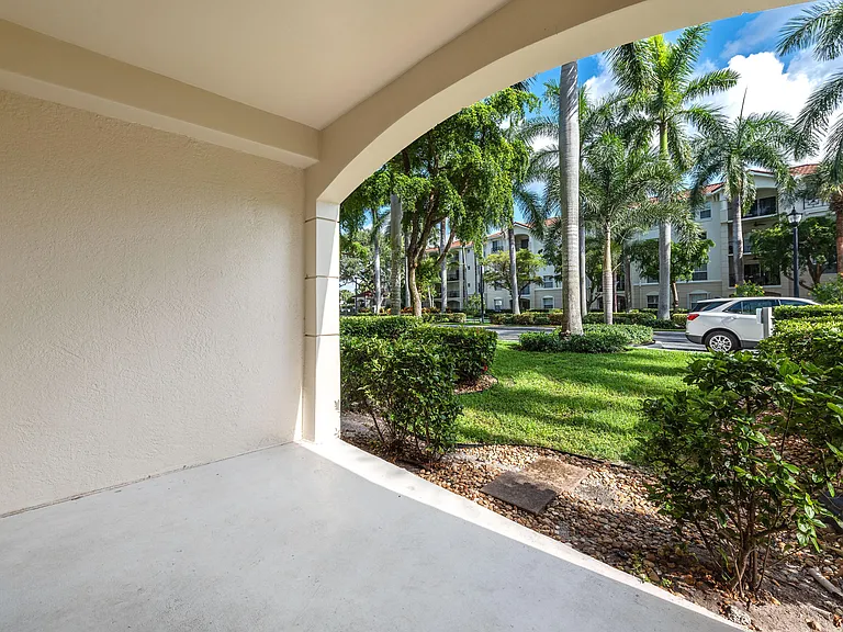 1106 Tuscany Way — Photo 19