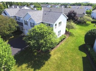 1132 Vail Ct, Naperville, IL 60540