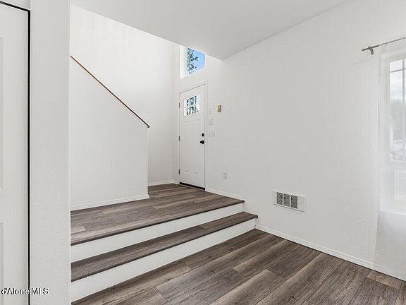 4th image of 3206 N 9th St