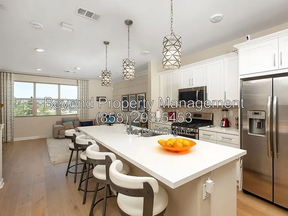 1810 Ascella Dr #3