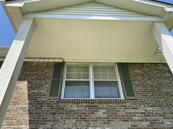 2nd image of 3312 Carrie Dr