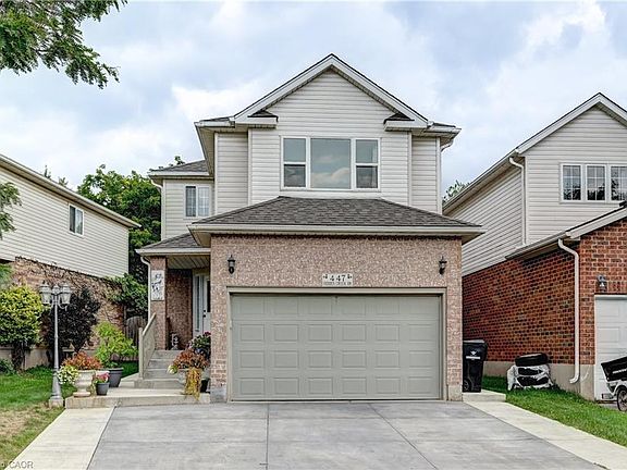 3rd image of 447 Hidden Creek Dr