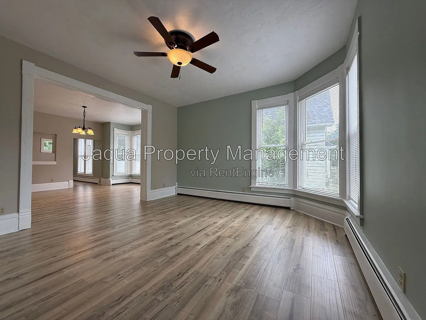 3 bed, 1.5 bath, 1500 sqft, $1,695 — Photo 3