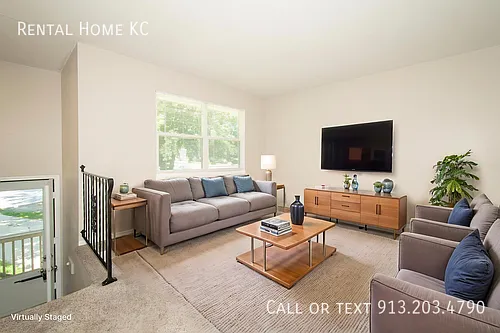 16413 W 123rd St — Photo 2