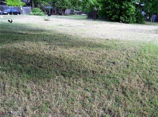 617 Juarez St, Lockhart, TX 78644