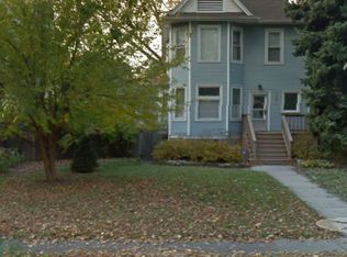 175 N Humphrey Ave #1, Oak Park, IL 60302