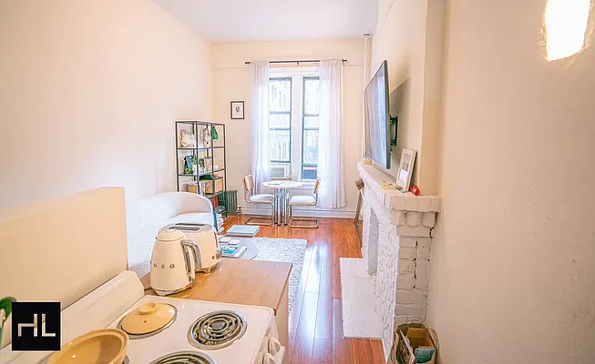 Rented by Highline Residential | media 2