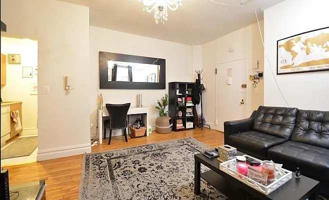 Rented by Compass | media 13