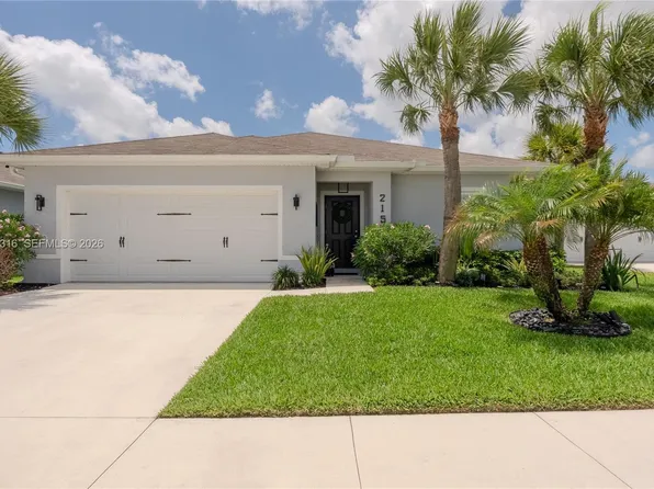 215 Raspberry Rd, Fort Pierce, FL 34981