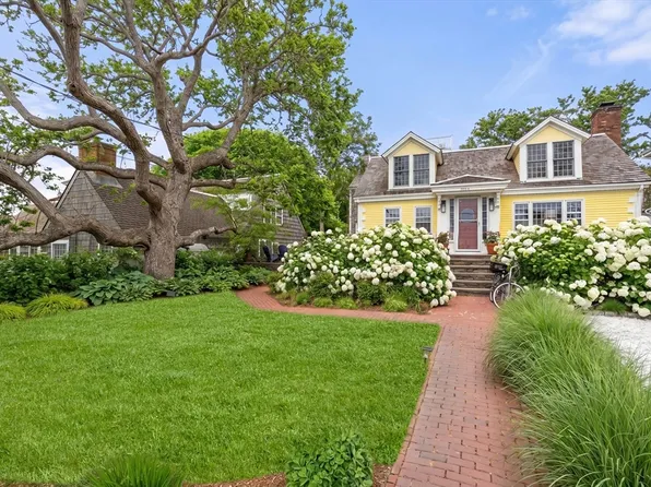 558 Commercial St #A, Provincetown, MA 02657