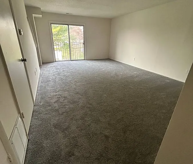 Southview Town Homes, LLC — Photo 27