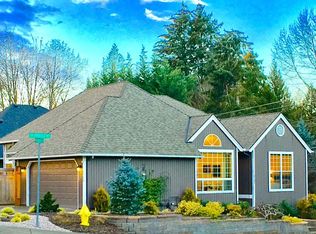 5725 SW Windfield Loop, Lake Oswego, OR 97035