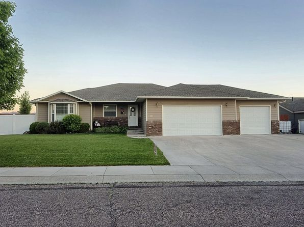 520 Snowflake St