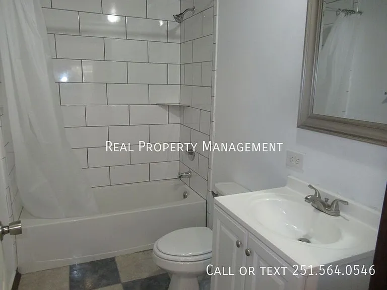 3412 Laverne Dr E — Photo 11