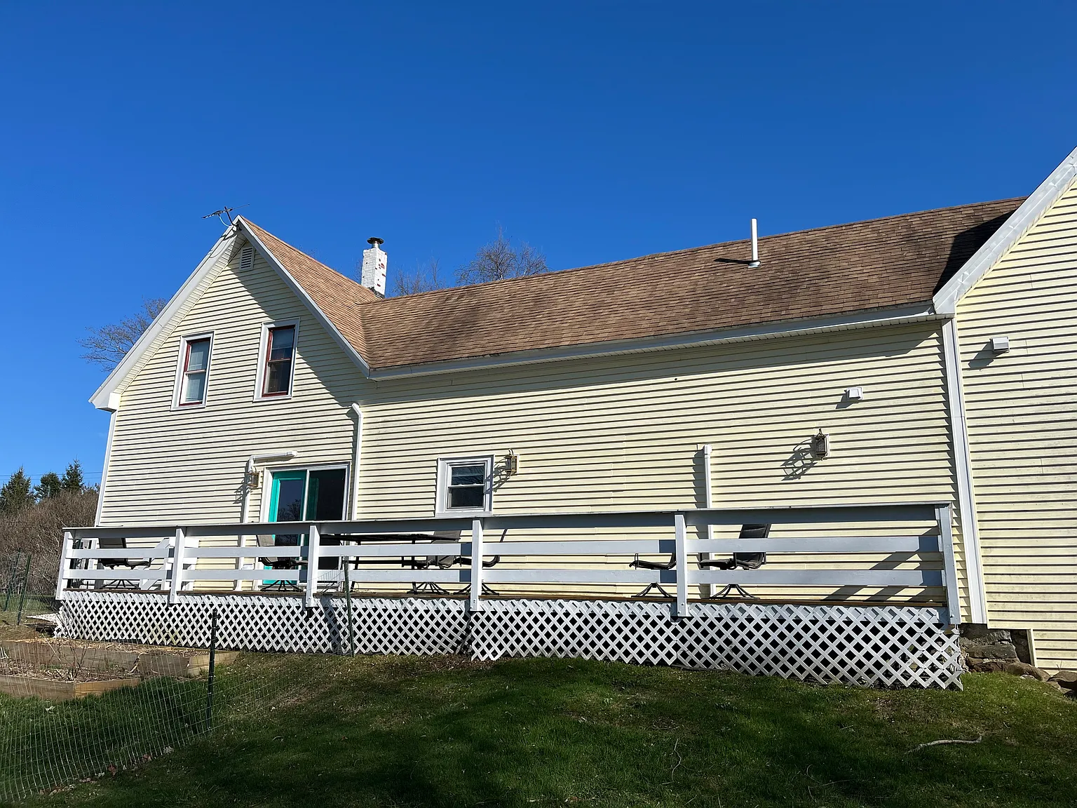 643 West St — Photo 2