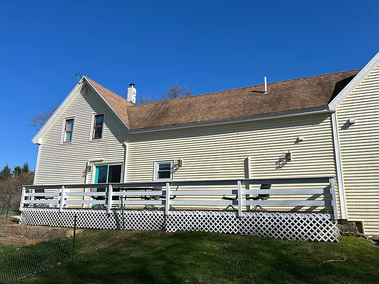 643 West St — Photo 37
