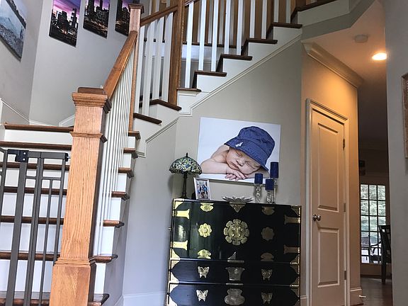 3rd image of 2200 Cumberland Dr SE