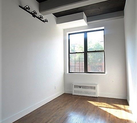 5th image of 71 Clifton Pl