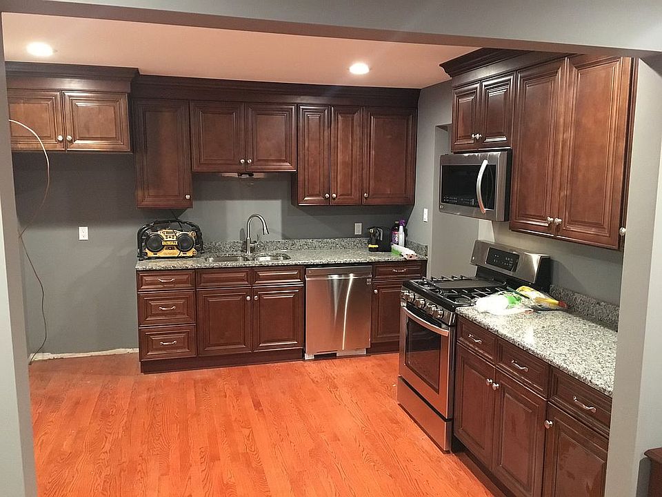 2nd image of 1104 Kentwood Dr
