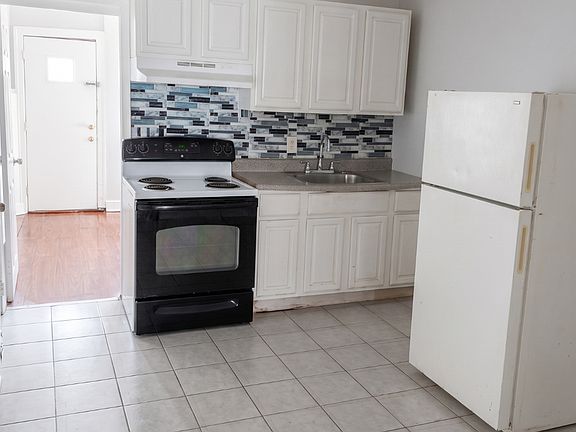 2nd image of 4942 N 7th St