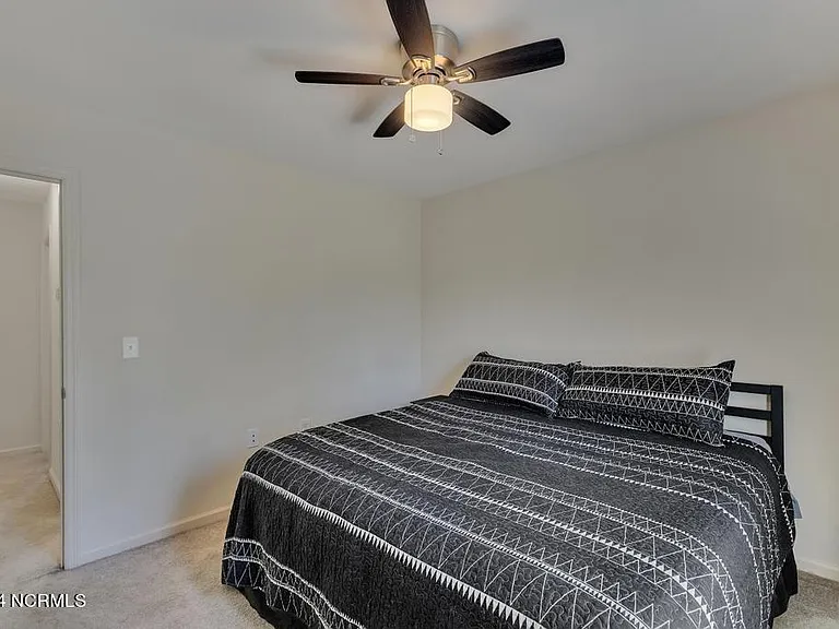 445 Sullivan Loop Rd — Photo 16
