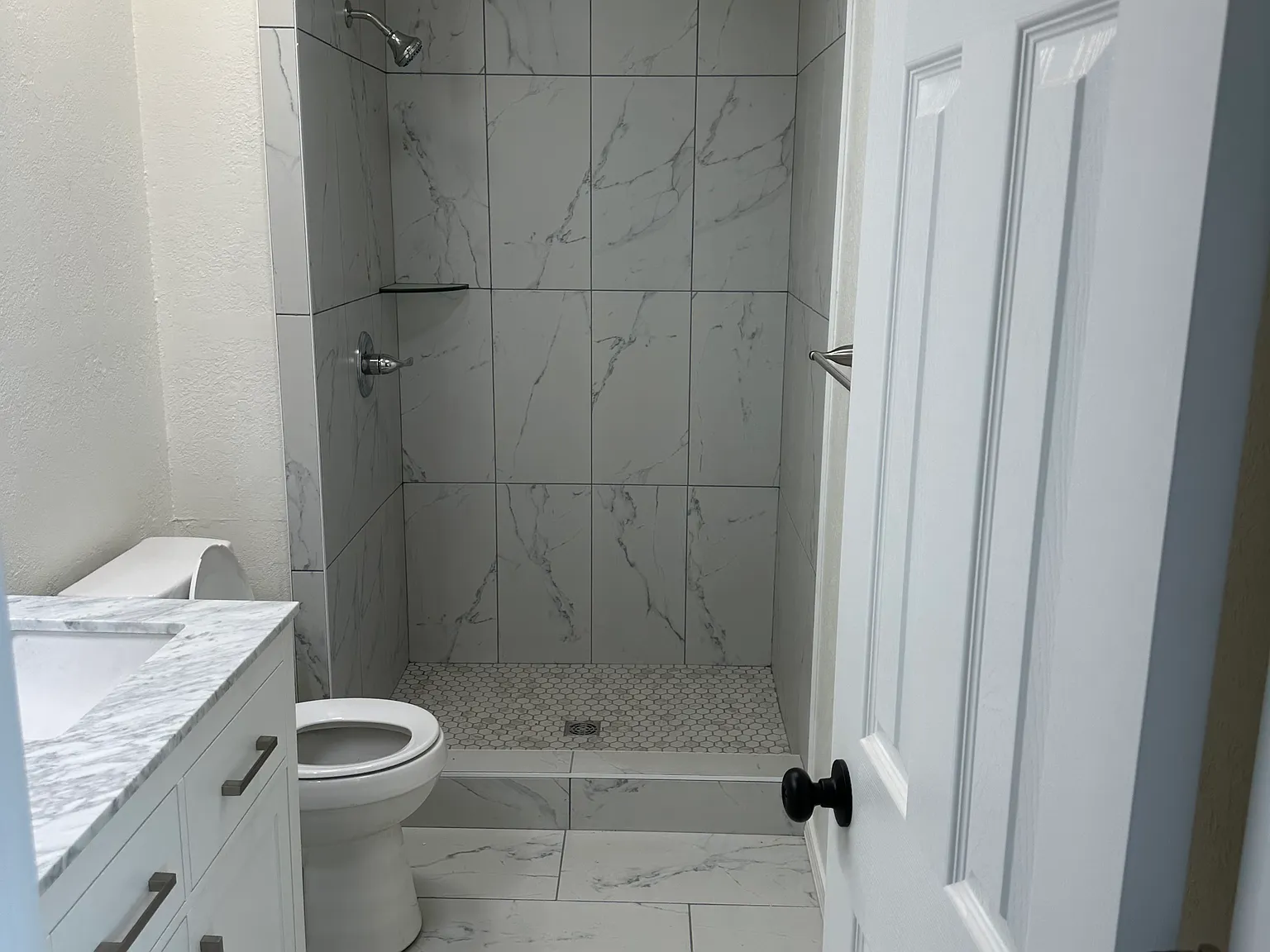 3 bed, 1612 sqft, $1,800 — Photo 2