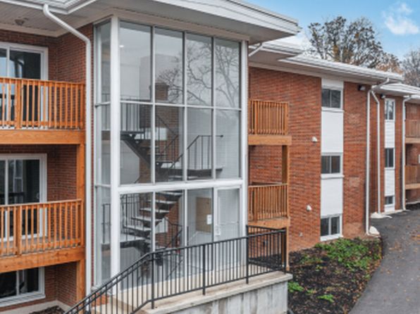 325 W Parkwood Dr #12