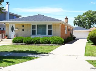 7208 Beckwith Rd, Morton Grove, IL 60053