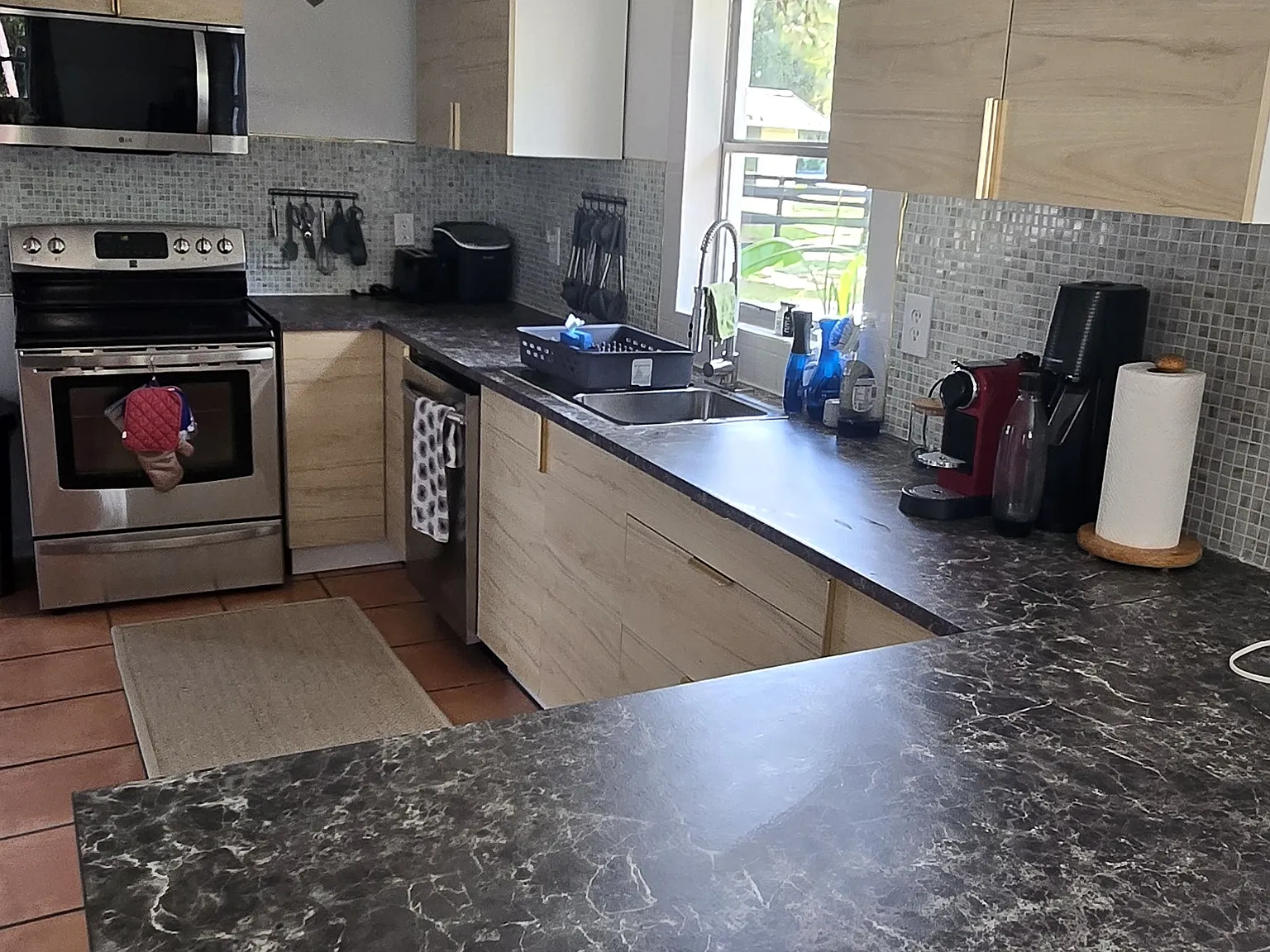 2 bed, 1000 sqft, $2,800 — Photo 4