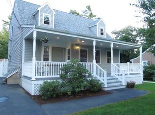 901 Point Rd, Marion, MA 02738