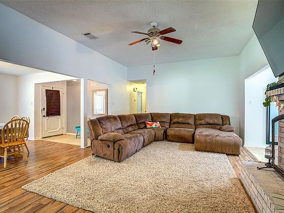 5th image of 1004 Brownfield Dr