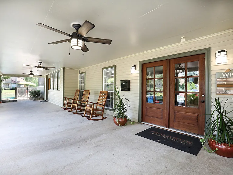 Leasing Office