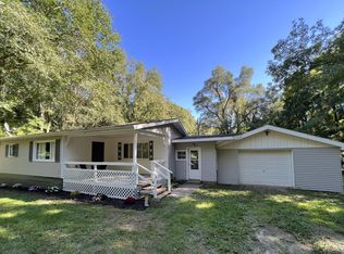 12572 36th St SE, Lowell, MI 49331
