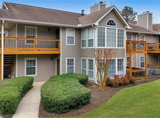 106 Berkeley Woods Dr, Duluth, GA