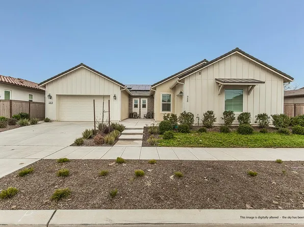 948 Beaver Pond Loop, Madera, CA 93636