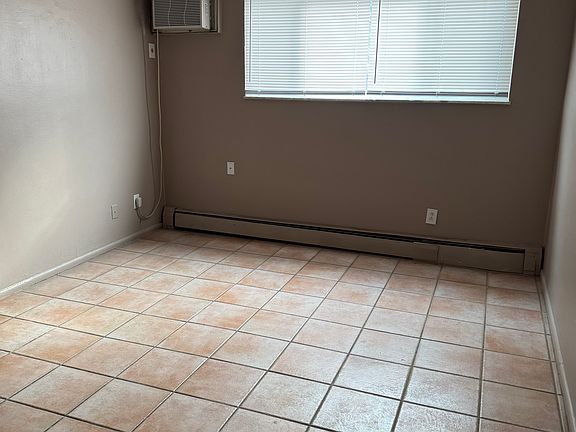 3rd image of 717 Elliott Ave APT 2